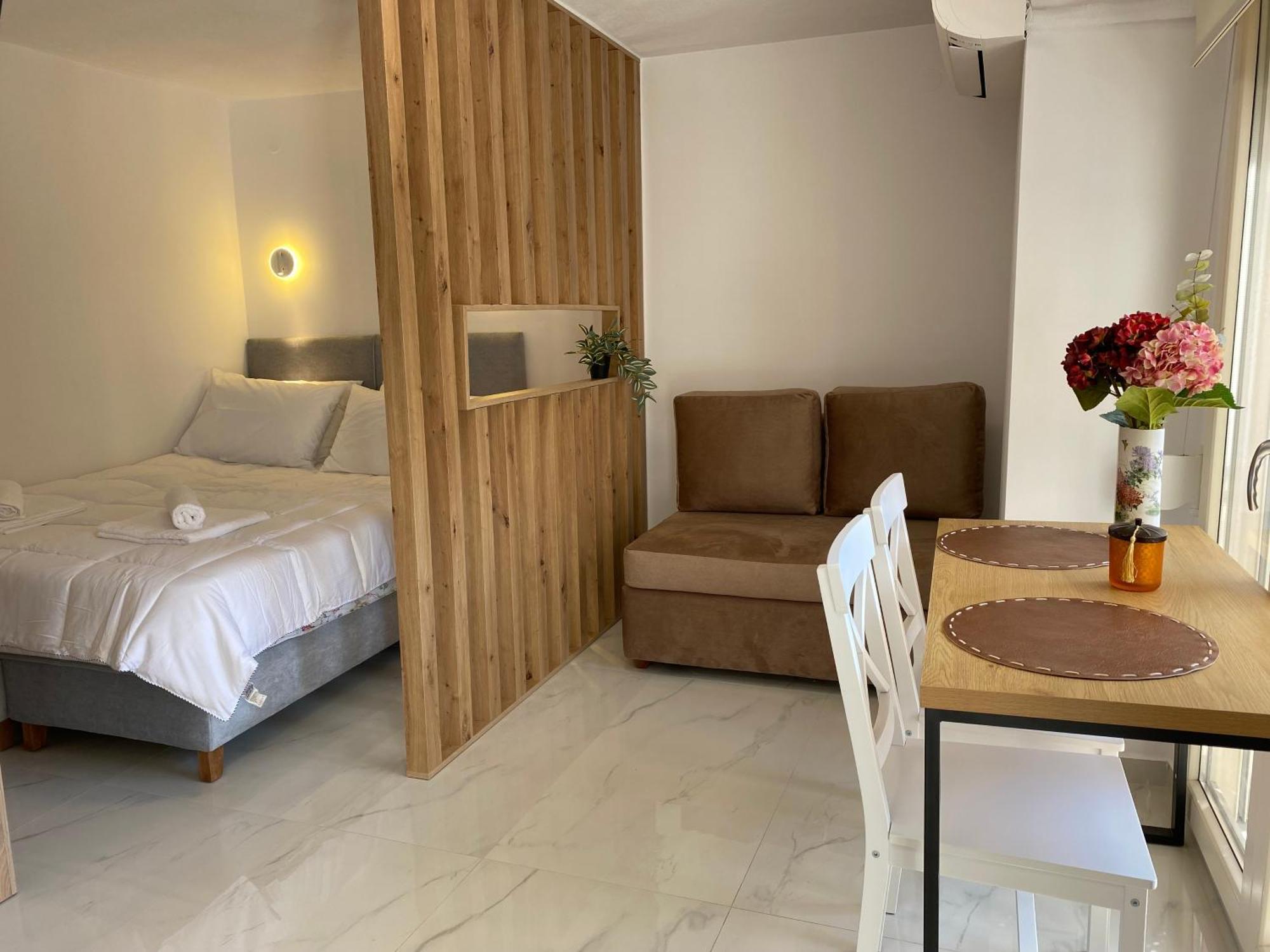 White Apartment カヴァラ エクステリア 写真